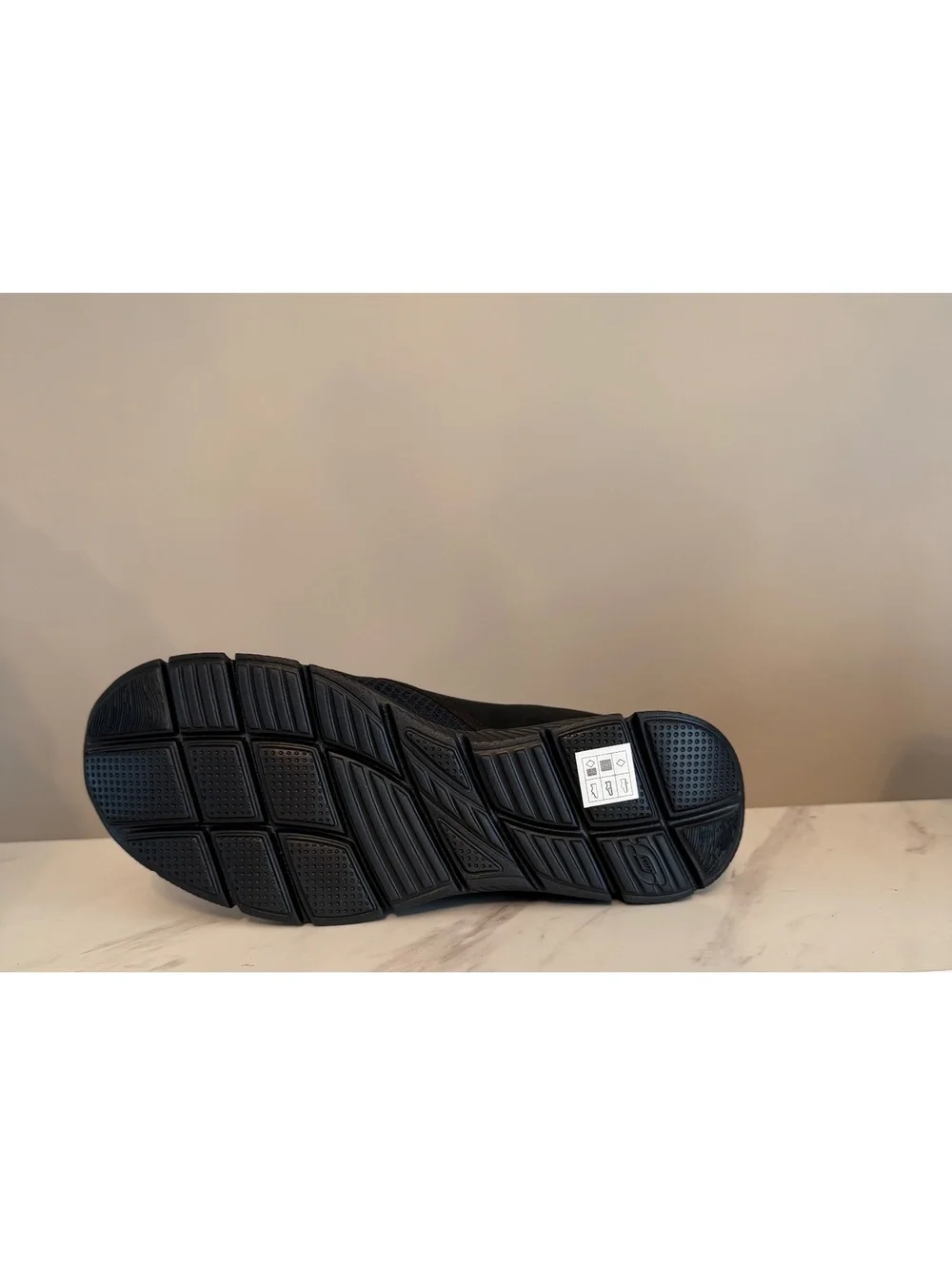 Skechers Equalizer Persistent Black Shoes Mens Size 10 EW Extra Wide Fit
